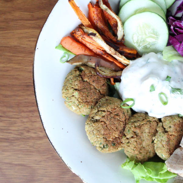 Vegan Falafel & tzatziki bowl