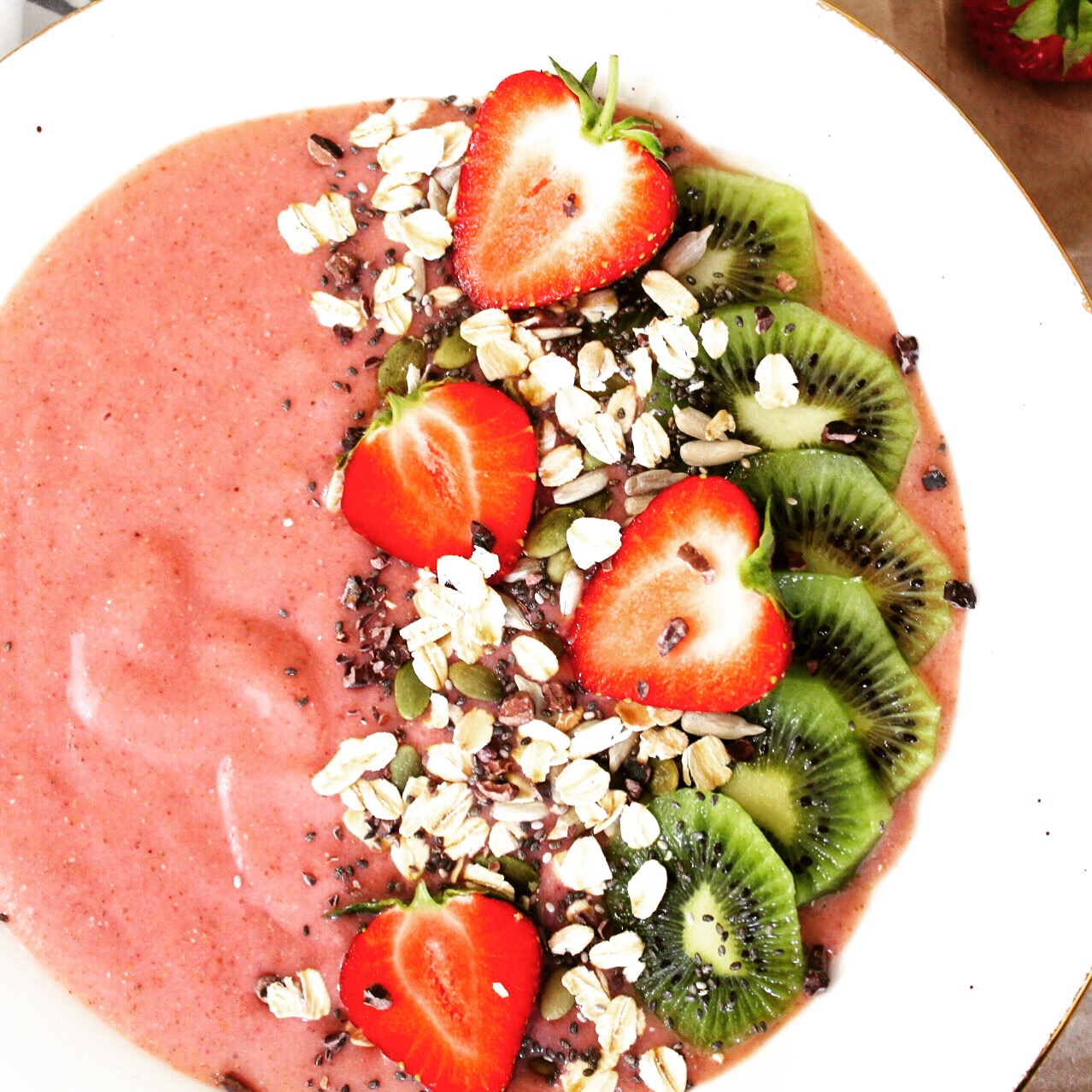 Strawberry Banana Smoothie Bowl